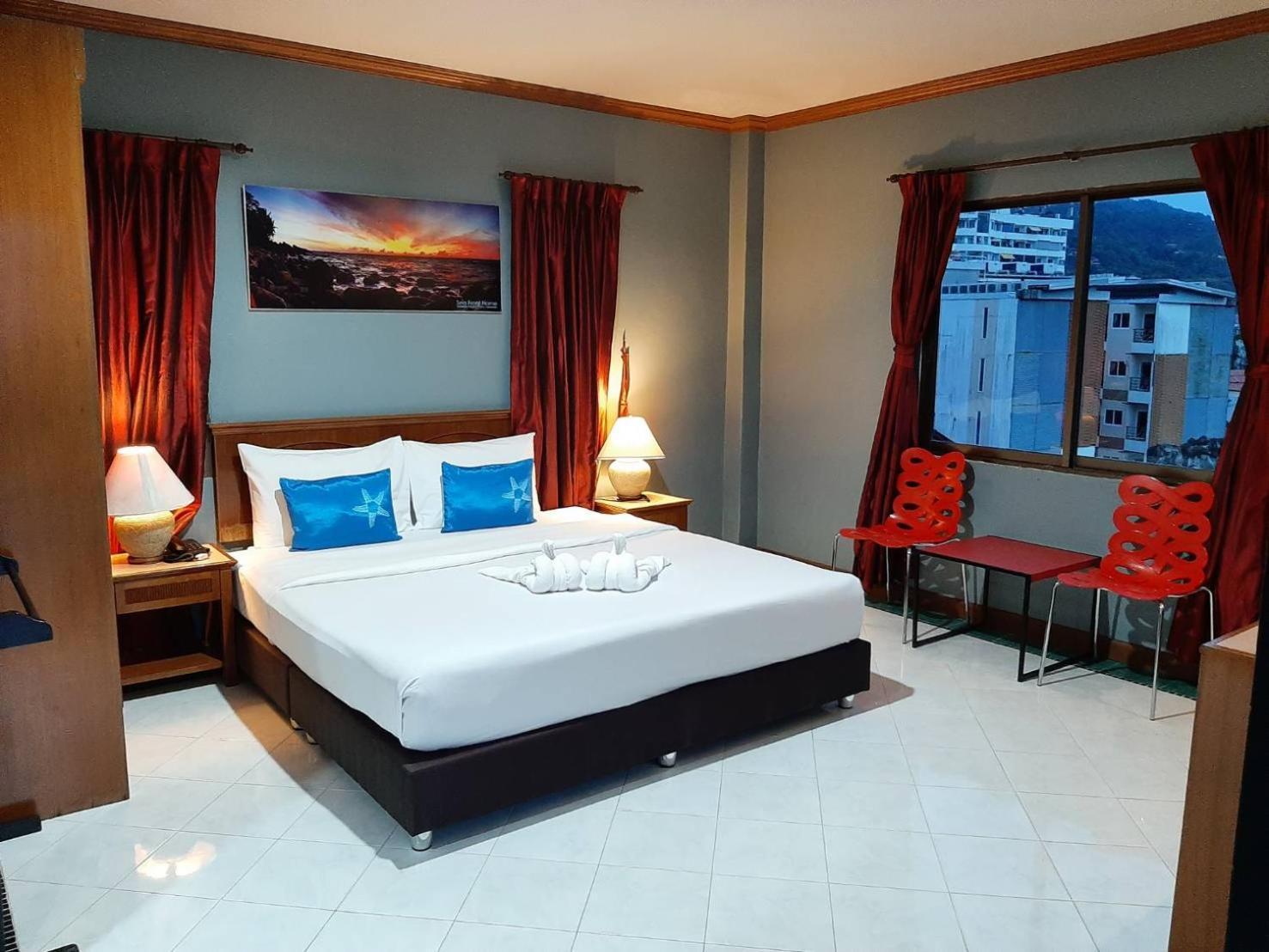 Sea Front Boutique - 3* Patong