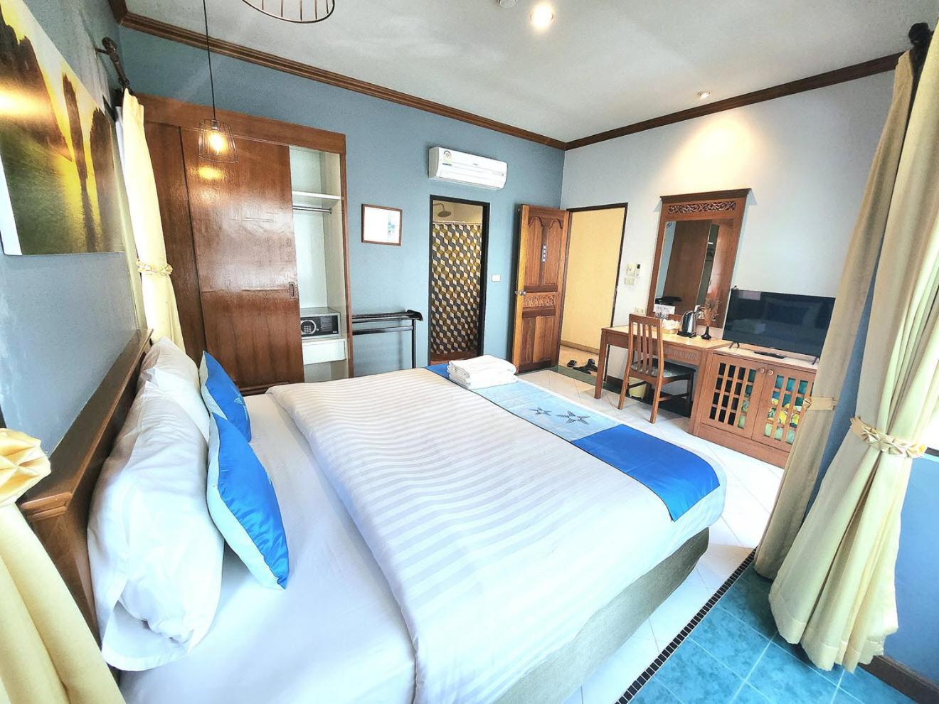 Sea Front Boutique - Patong